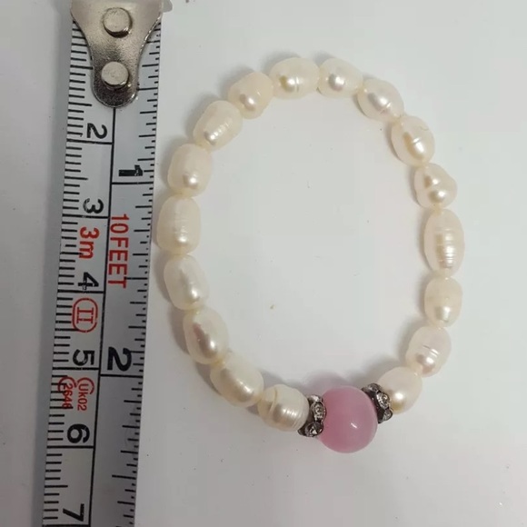 Vintage Jewelry - Oval Cultured Freshwater Pearl bracelet Jewelry